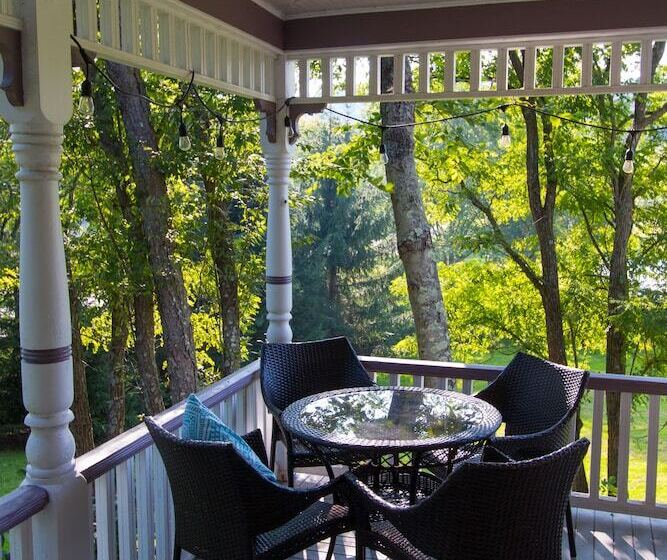 مبيت وإفطار Inn At Tyler Hill