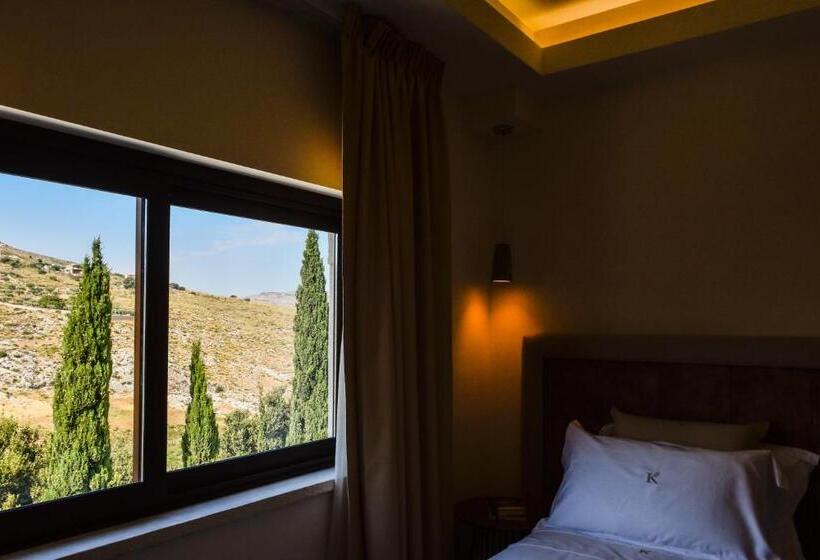 Bed and Breakfast Kete Deluxe Rooms