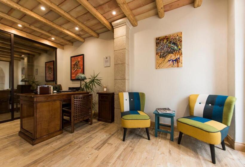 Bed and Breakfast Kete Deluxe Rooms