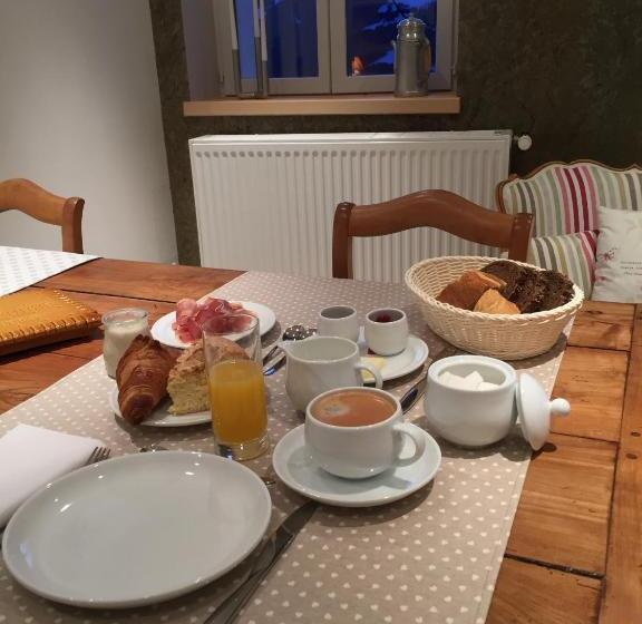 مبيت وإفطار Le Coeur 1210