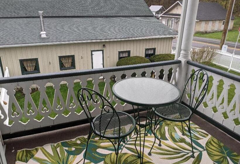 مبيت وإفطار Lizard Creek Inn