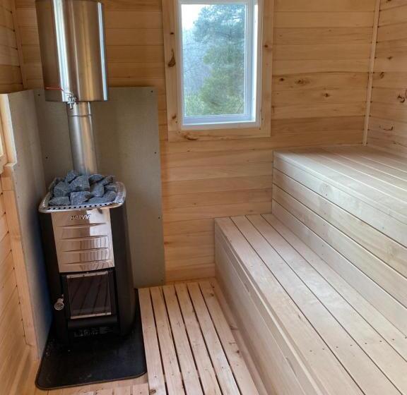 مبيت وإفطار Norrfly Herrgård