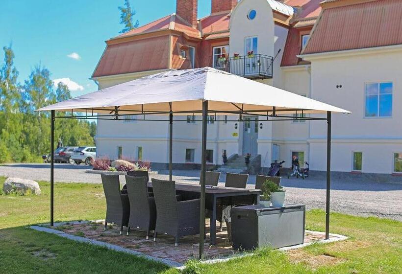 مبيت وإفطار Norrfly Herrgård