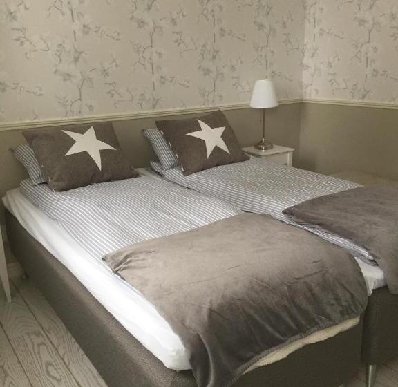 مبيت وإفطار Norrfly Herrgård