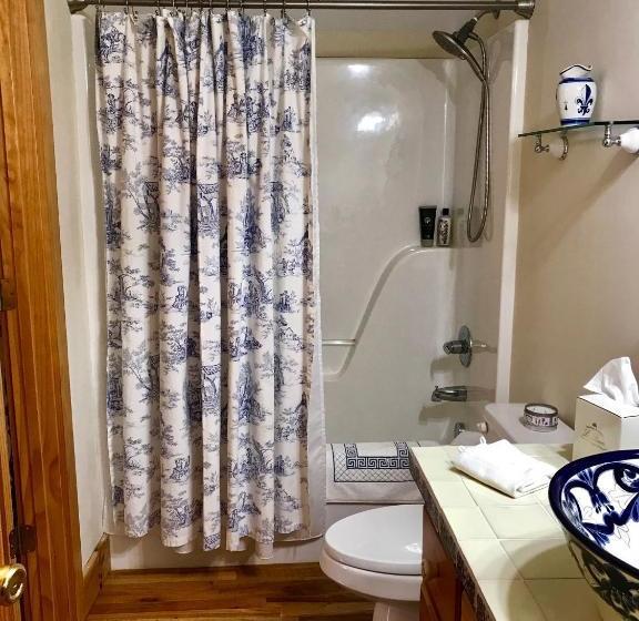 مبيت وإفطار River ' S Edge Inn