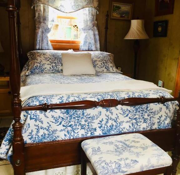 مبيت وإفطار River ' S Edge Inn