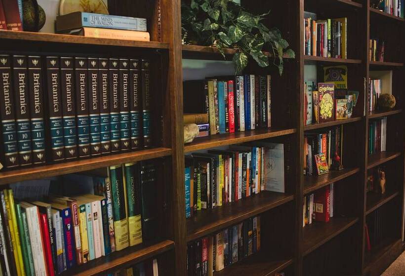 مبيت وإفطار Shane Acres Country Inn