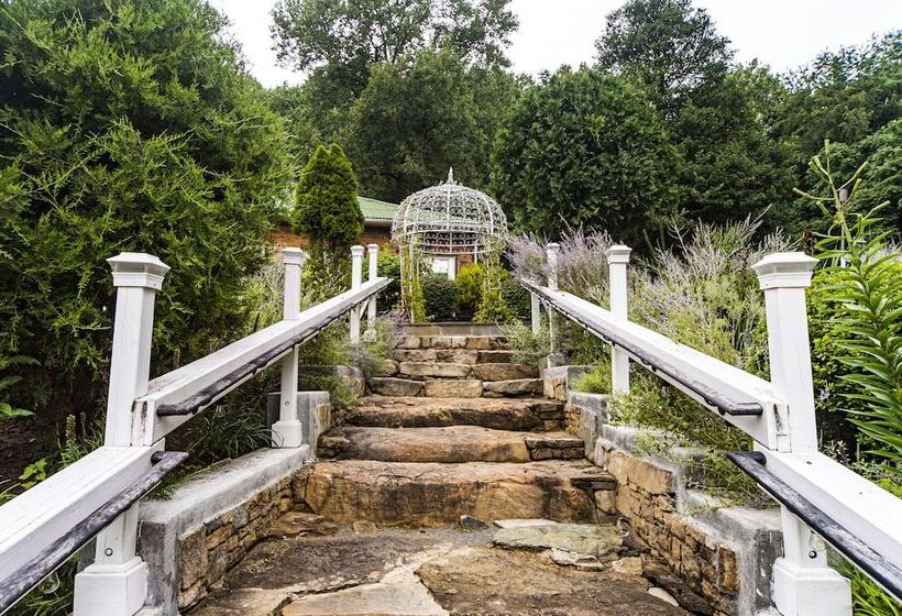 צימר Stone Manor Boutique Inn