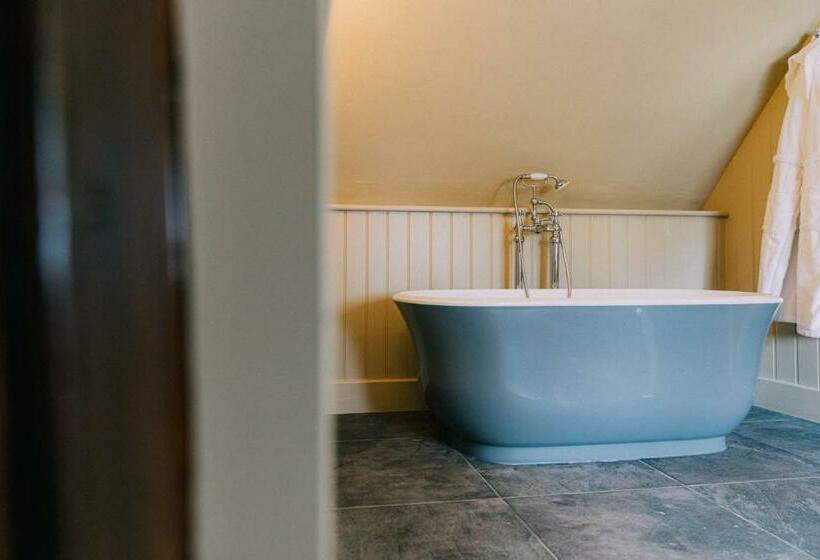 住宿加早餐  The Pointer