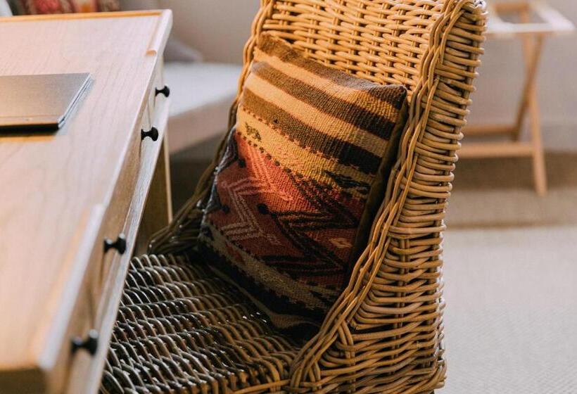 住宿加早餐  The Pointer