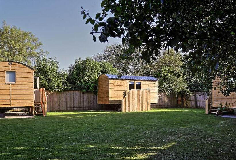 مبيت وإفطار The Windmill Inn   Whitby