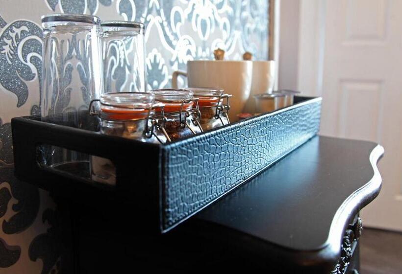 مبيت وإفطار The Windmill Inn   Whitby