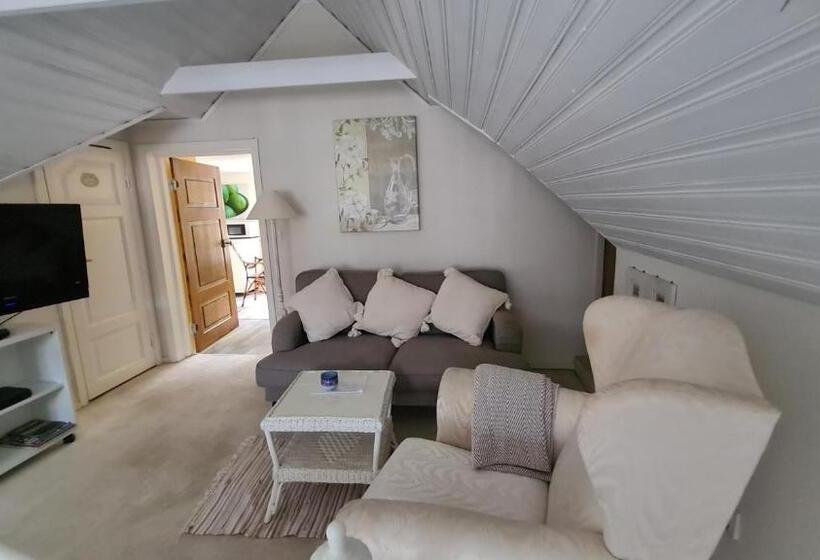 住宿加早餐  Villa Luna Breakfast