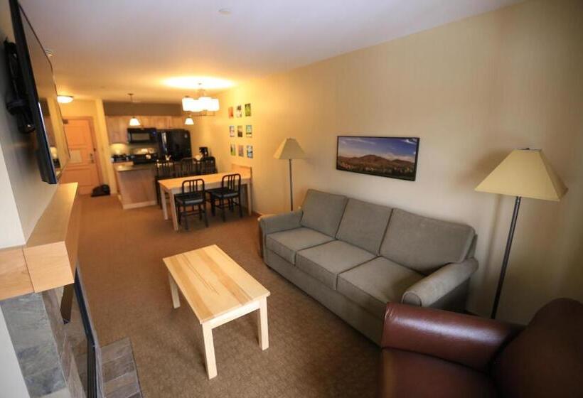 Burke Mountain Hotel And Conference Center