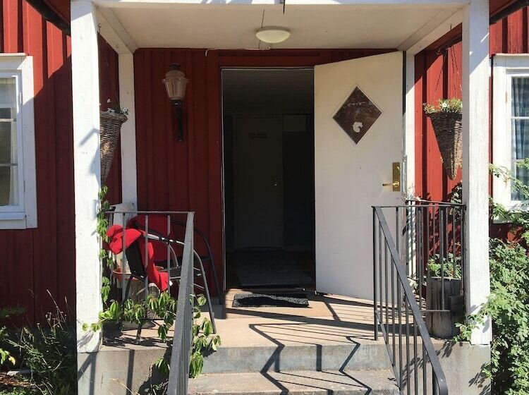 Cafe Sergel Bed & Breakfast