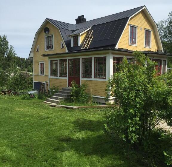 Enångers Bed And Breakfast