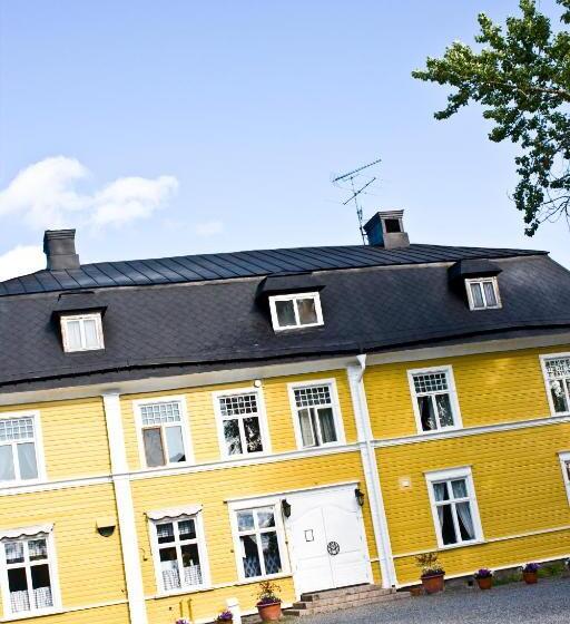 פונדק Melderstein Herrgård