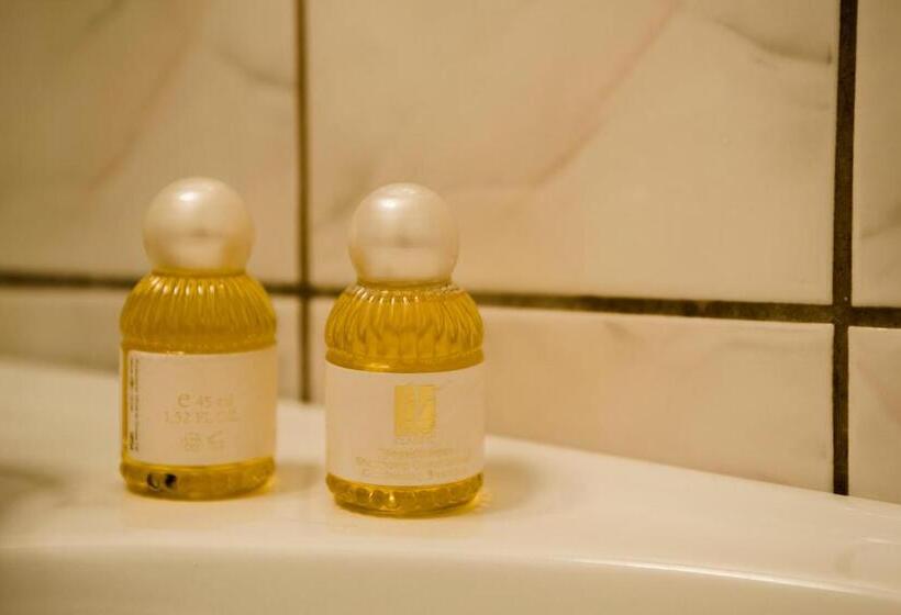 פונדק Melderstein Herrgård