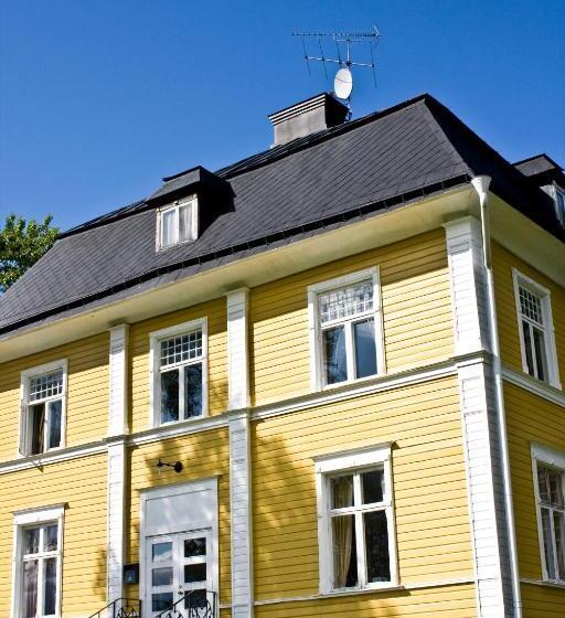 פונדק Melderstein Herrgård