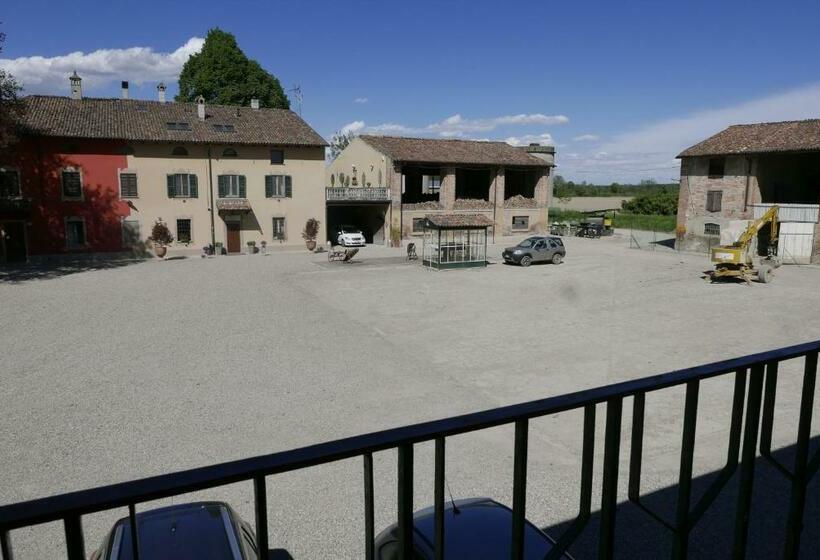 ホテル Agriturismo Boschi Celati