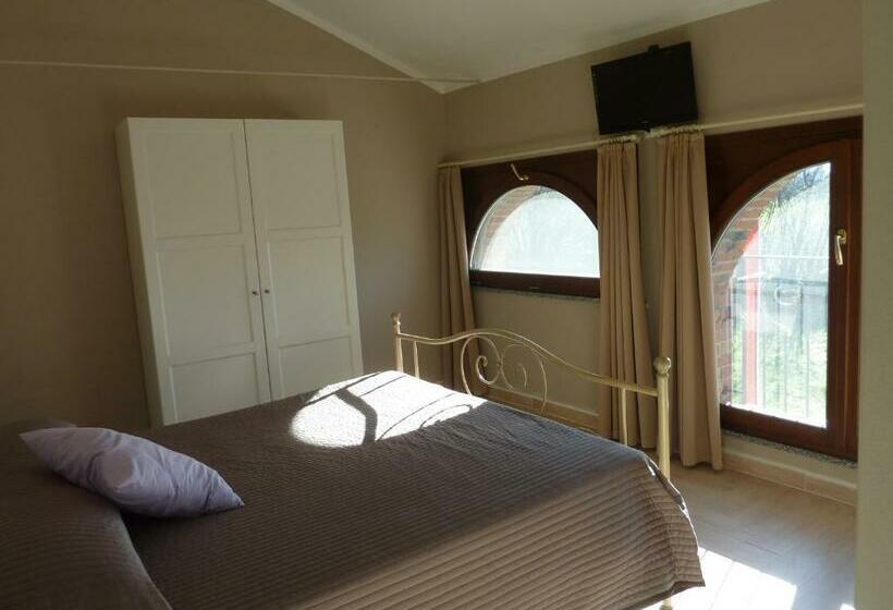 ホテル Agriturismo Boschi Celati