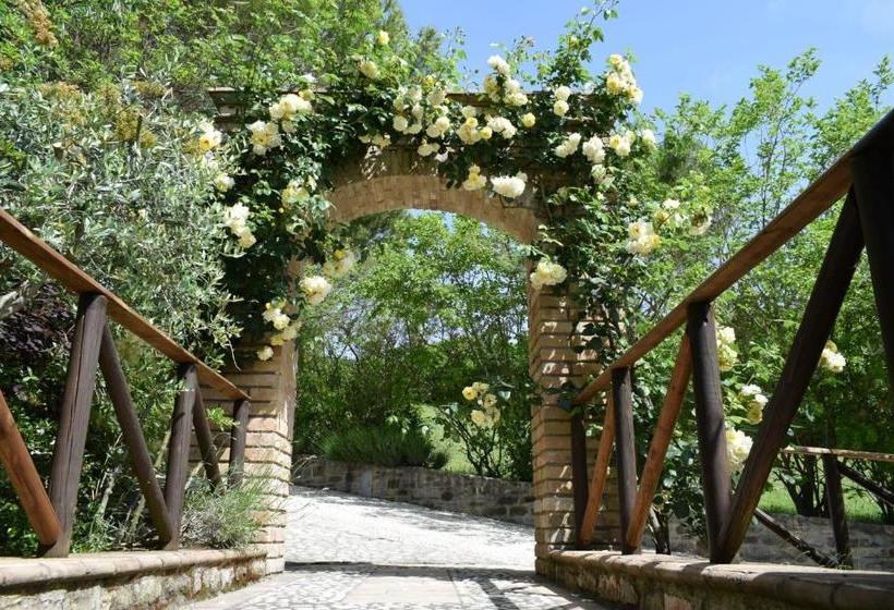 בית מלון כפרי Agriturismo Colle Mura