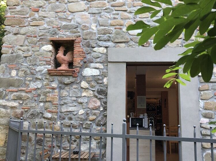 בית מלון כפרי Agriturismo Il Pino