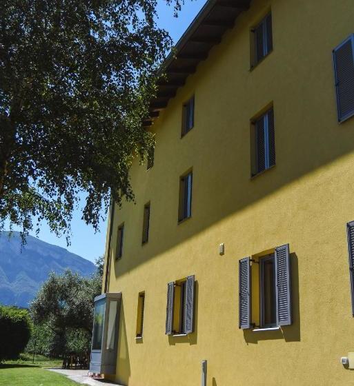 בית מלון כפרי Agriturismo La Casa Gialla