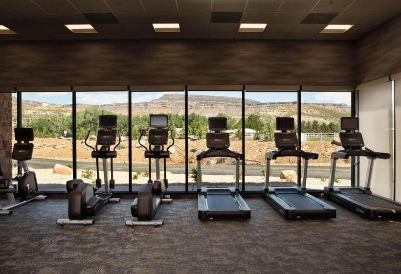 Отель Fairfield Inn & Suites By Marriott Virgin Zion National Park