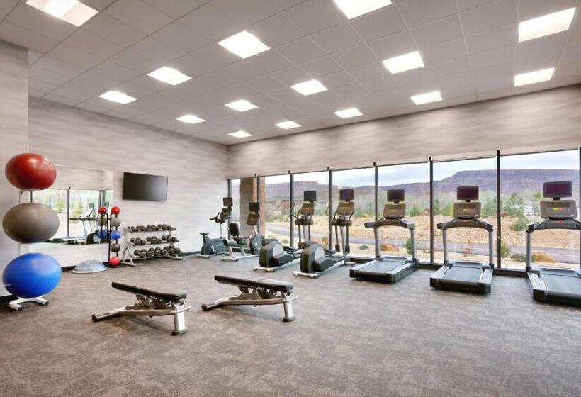 Отель Fairfield Inn & Suites By Marriott Virgin Zion National Park