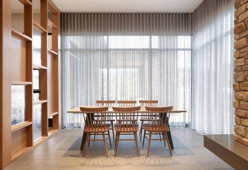 Отель Fairfield Inn & Suites By Marriott Virgin Zion National Park