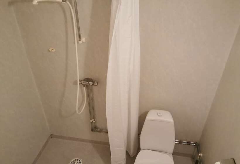 בית מלון כפרי Gästis I Floby Ab