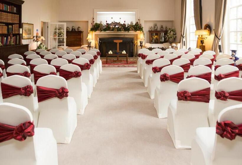 Отель Hemswell Court