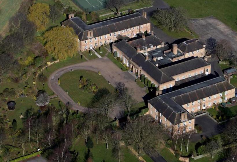 Отель Hemswell Court