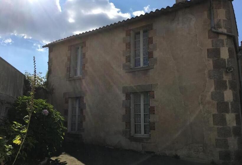 فندق L'hostellerie De Sèvremont