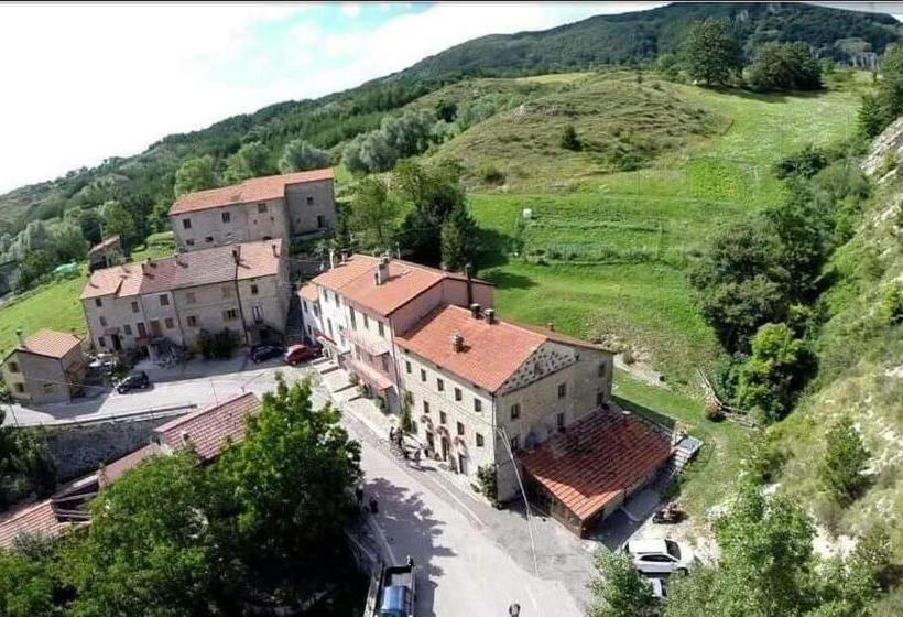 فندق Locanda Di Federico