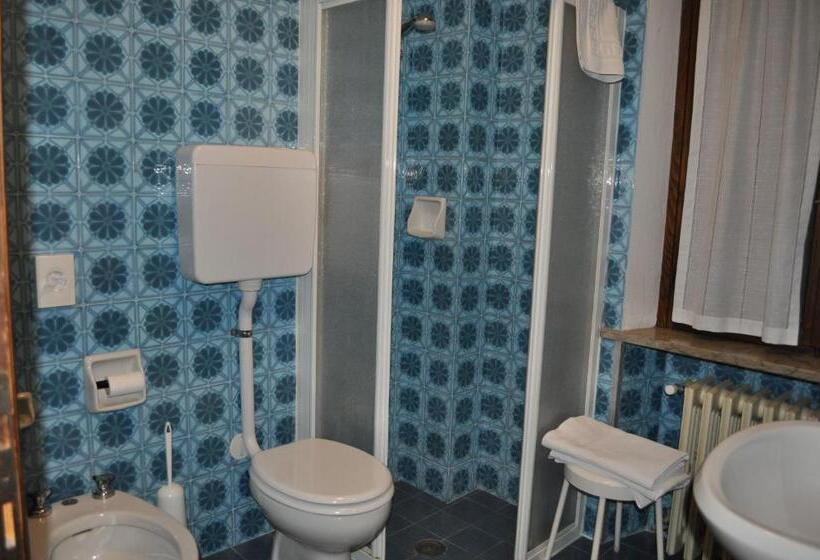 בית מלון כפרי Piol