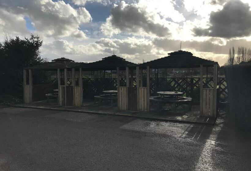 فندق The Black Bull Inn