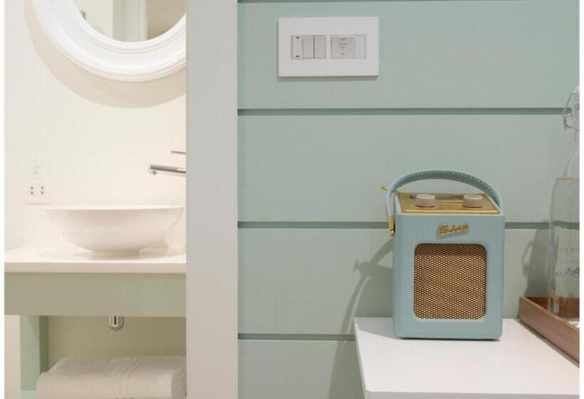 בית מלון כפרי The Three Hills