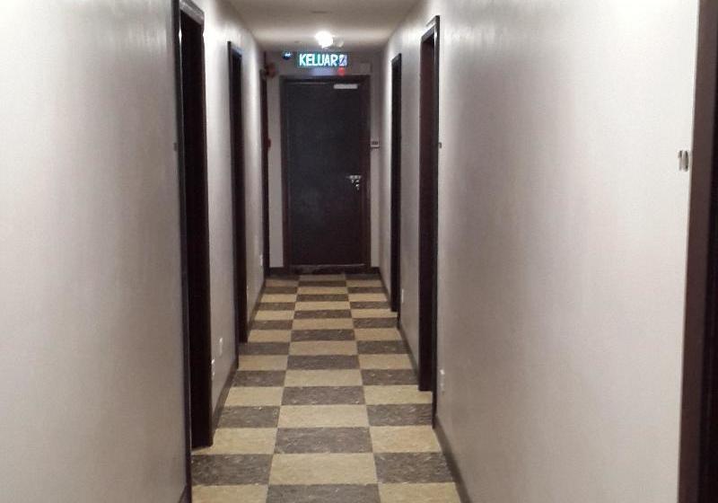 فندق Timez Business