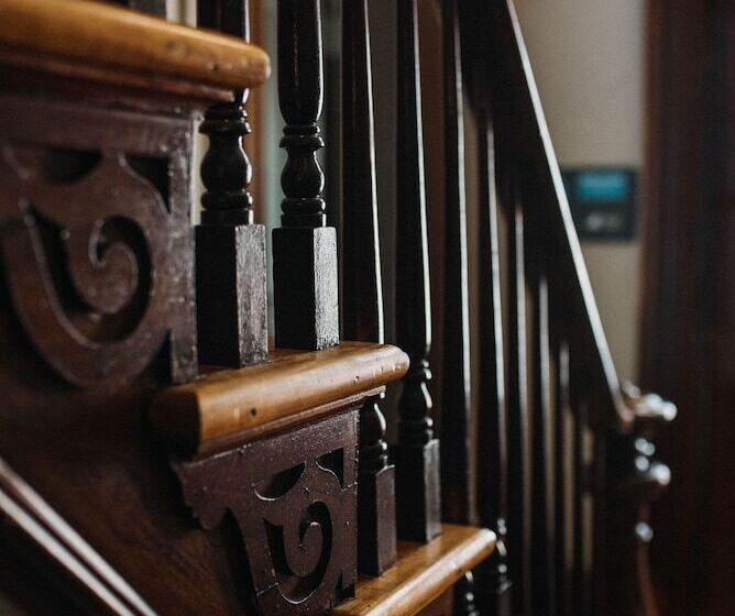 Iron Kettle Bed And Breakfast