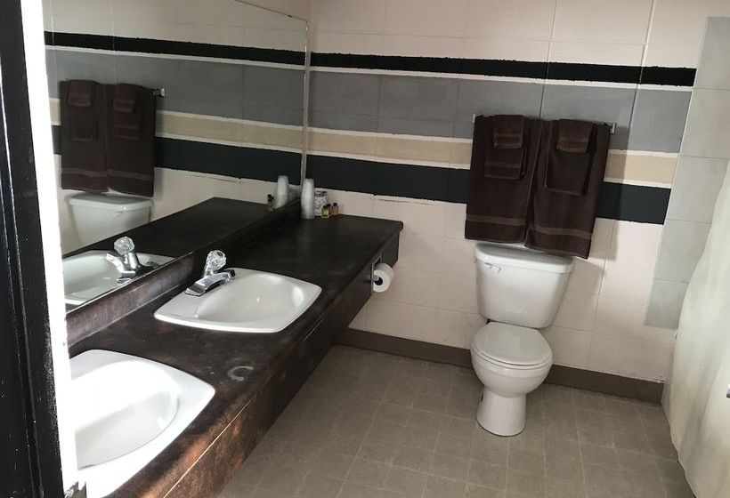 Journeyman Inn Motel