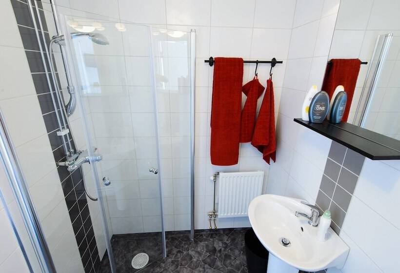 Отель Knutes Pensionat