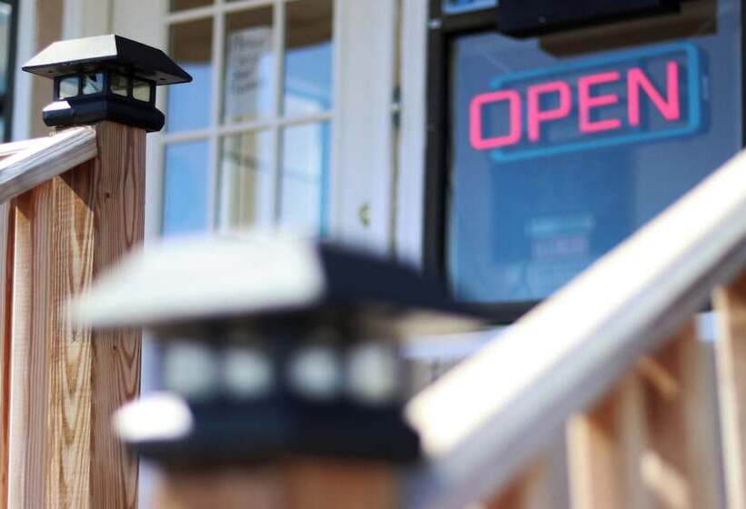 فندق على الطريق Royal Inn   North Augusta   Home Of The Masters   Augusta Downtown