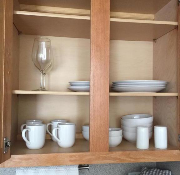 فندق على الطريق Shore Road Inn