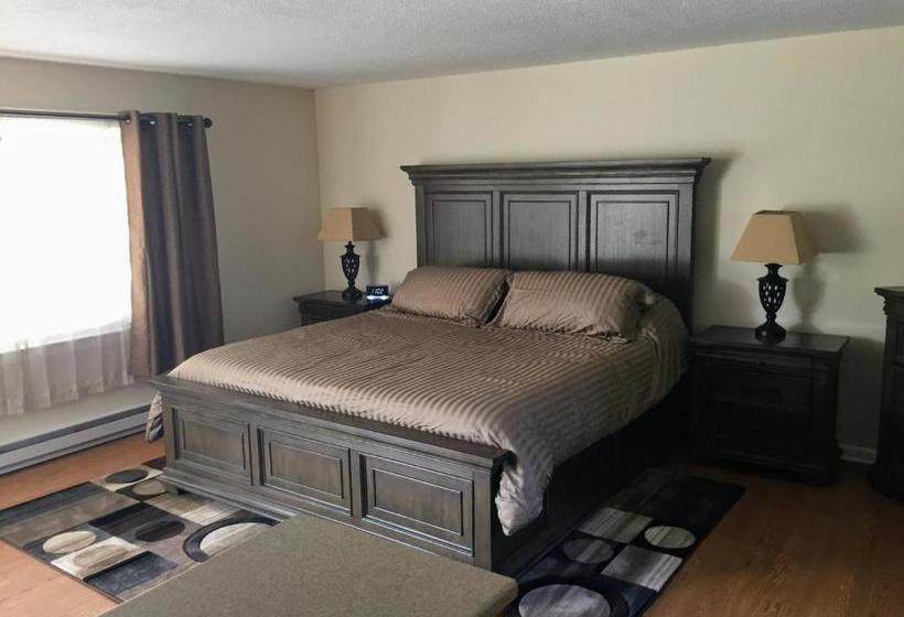 فندق على الطريق Shore Road Inn