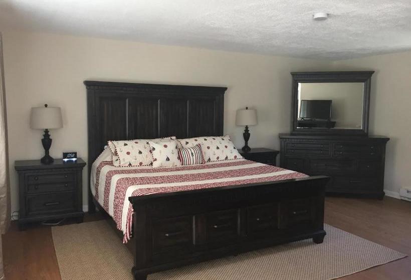 فندق على الطريق Shore Road Inn