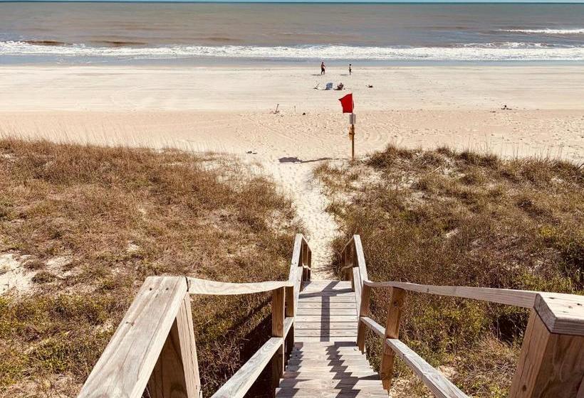 汽车旅馆 The Beacon