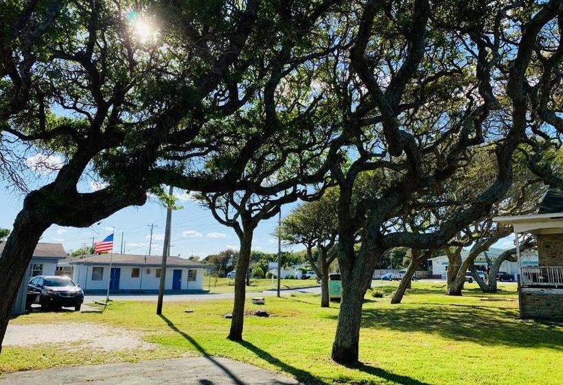 汽车旅馆 The Beacon