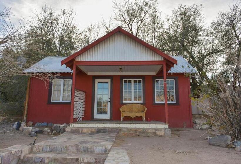 Panamint Springs Motel & Tents